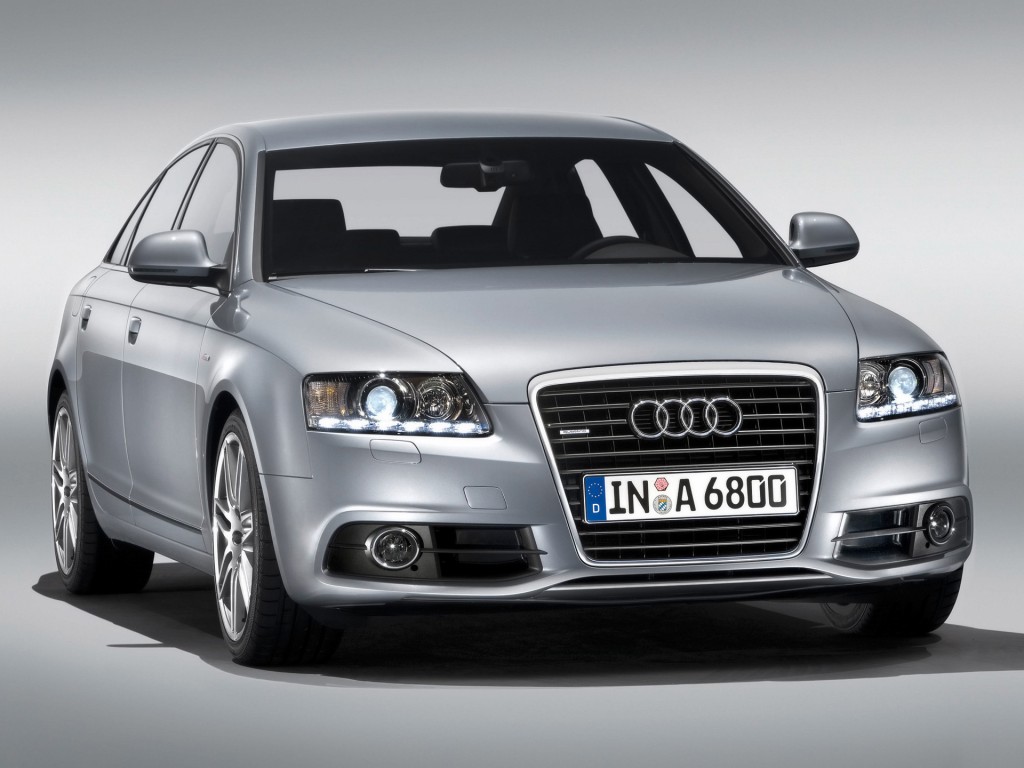 Audi A6: 4 фото