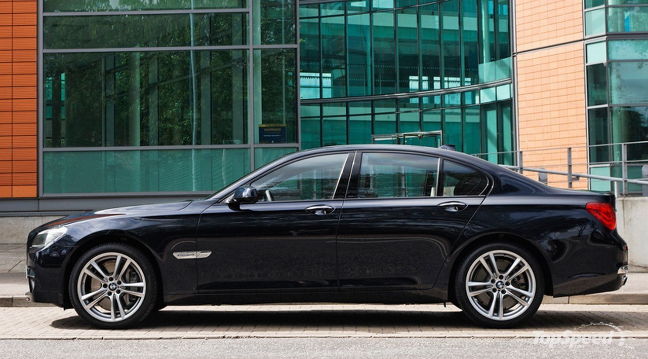 BMW 740d: 7 фото