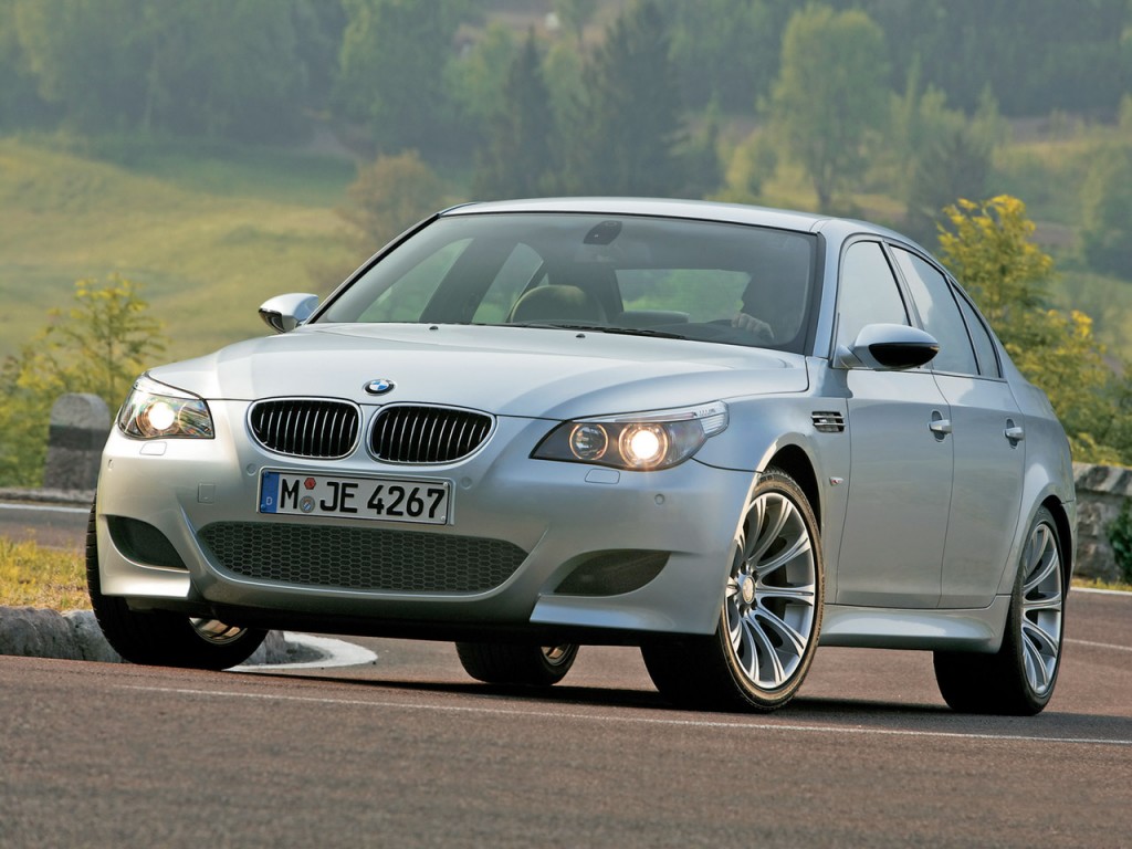 BMW M5: 10 фото