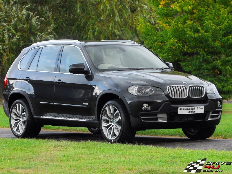 BMW X5: 11 фото