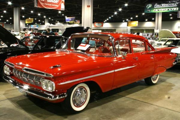 Chevrolet Biscayne: 4 фото