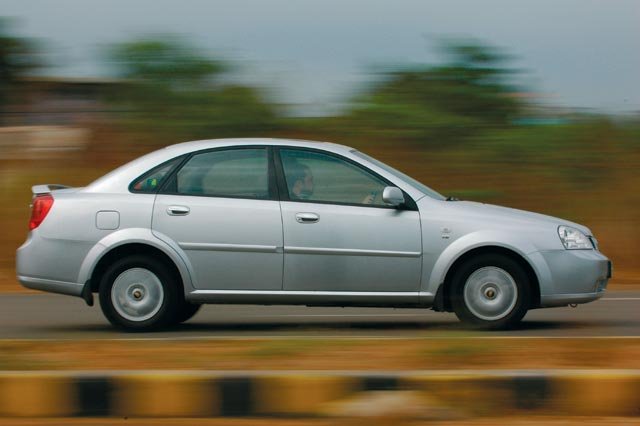 Chevrolet Optra: 6 фото