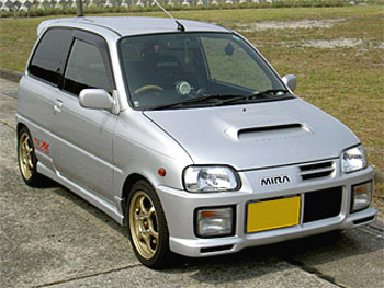 Daihatsu Mira: 11 фото