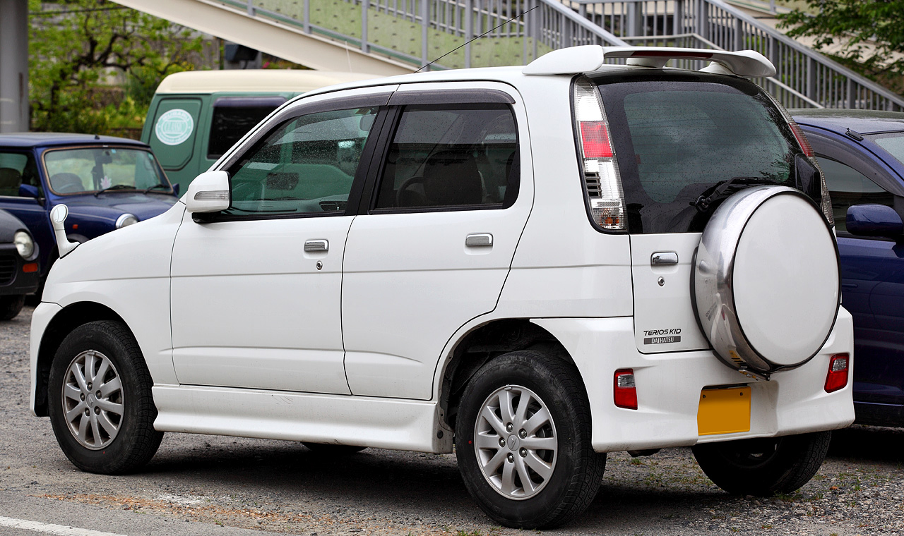 Daihatsu Terios Kid: 3 фото