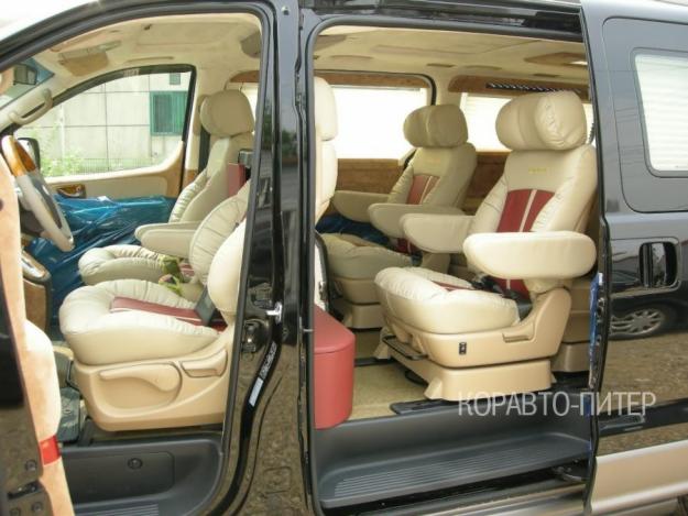 Hyundai Grand Starex: 3 фото