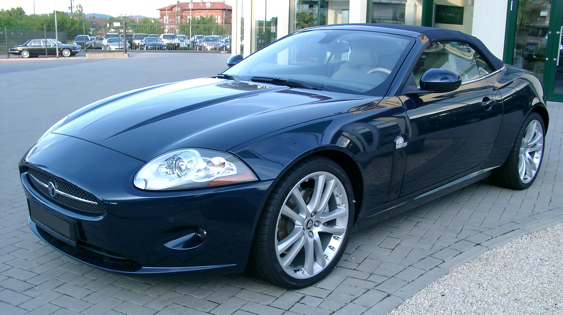 Jaguar XK8