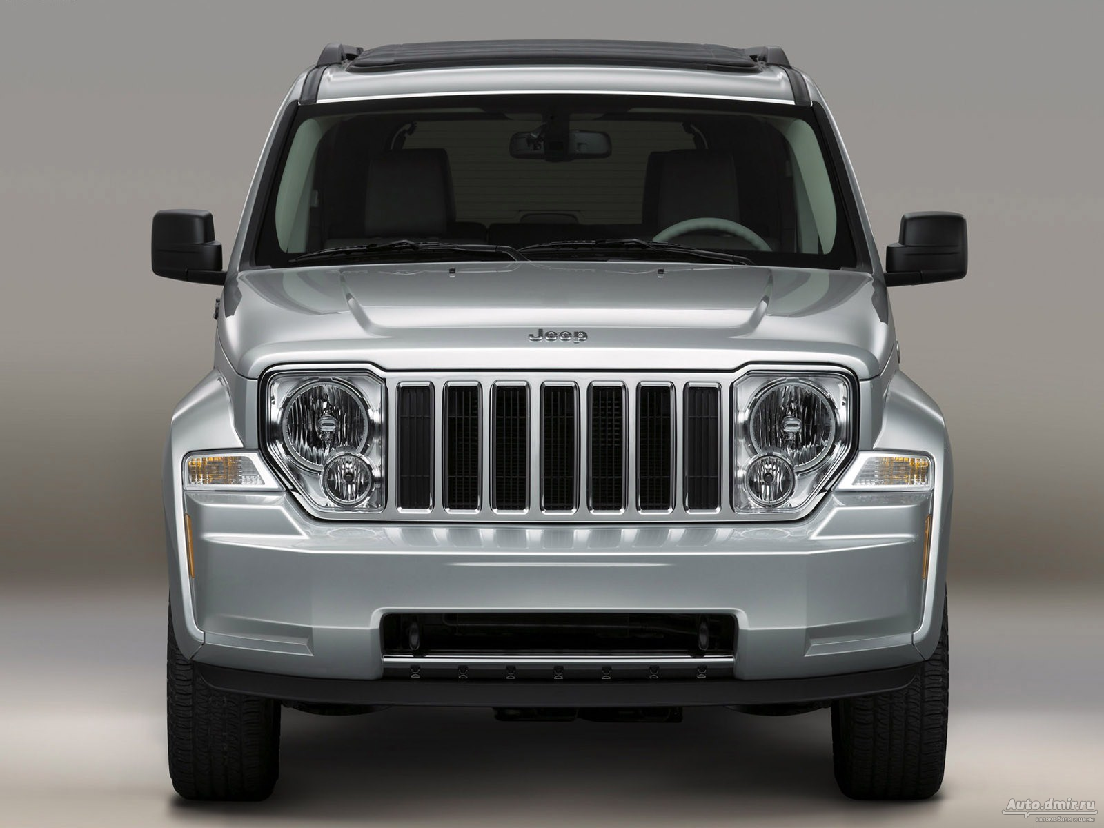 Jeep Liberty: 5 фото