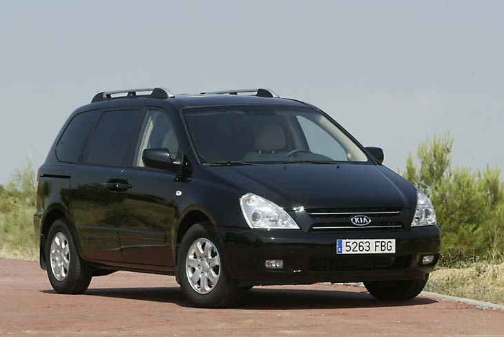 Kia Carnival II: 4 фото