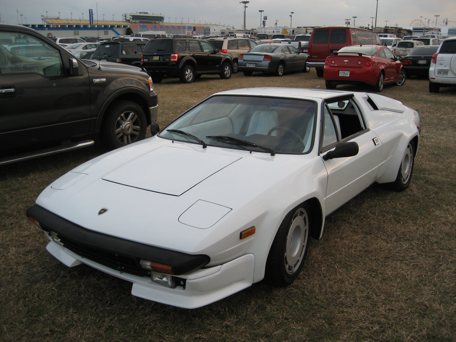 Lamborghini Jalpa: 1 фото