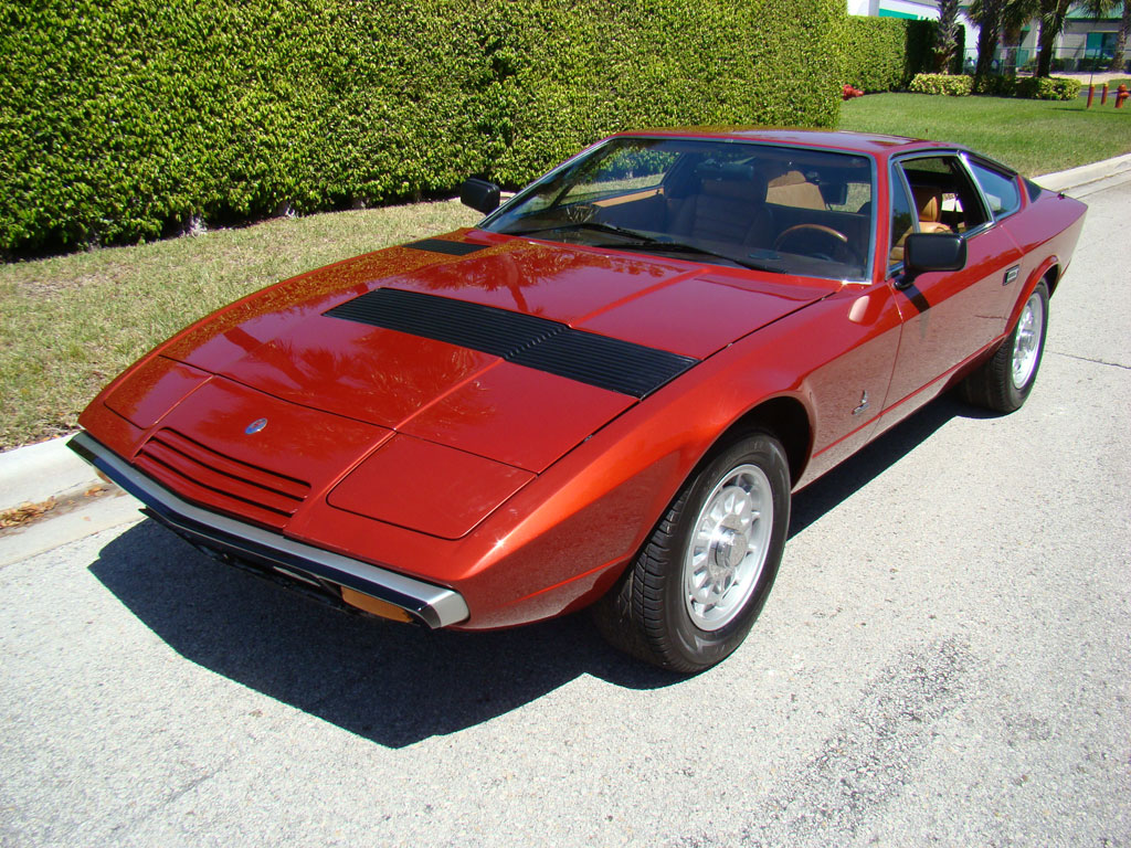 Maserati Khamsin: 12 фото