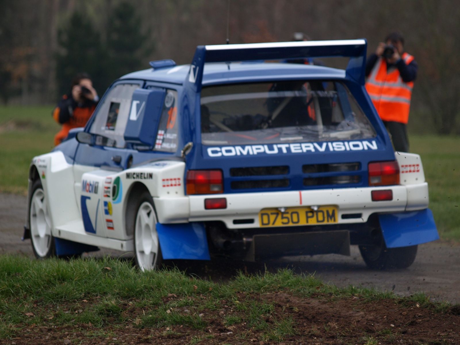 MG Metro 6R4: 5 фото