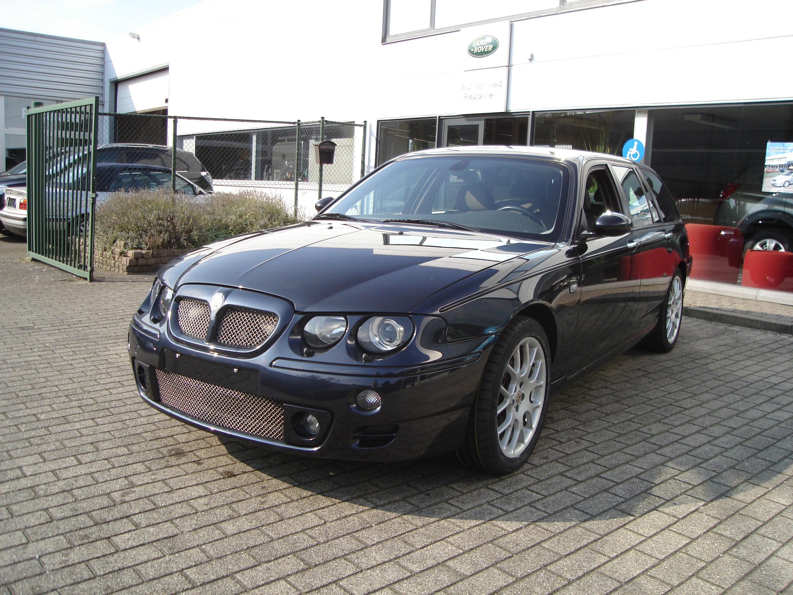 MG ZT: 7 фото