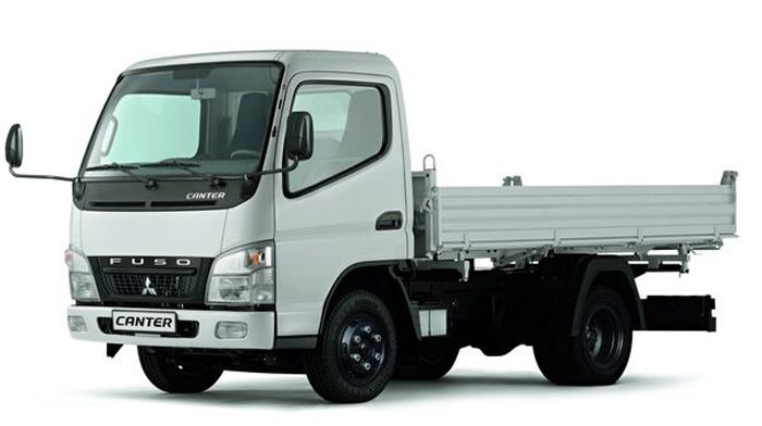 Mitsubishi Canter: 11 фото