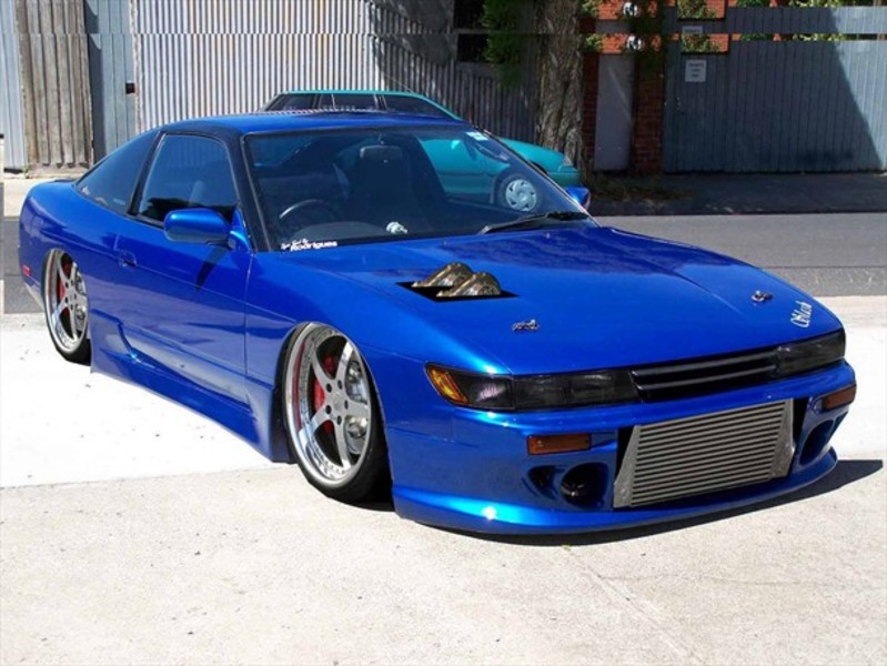 Nissan 240SX: 2 фото