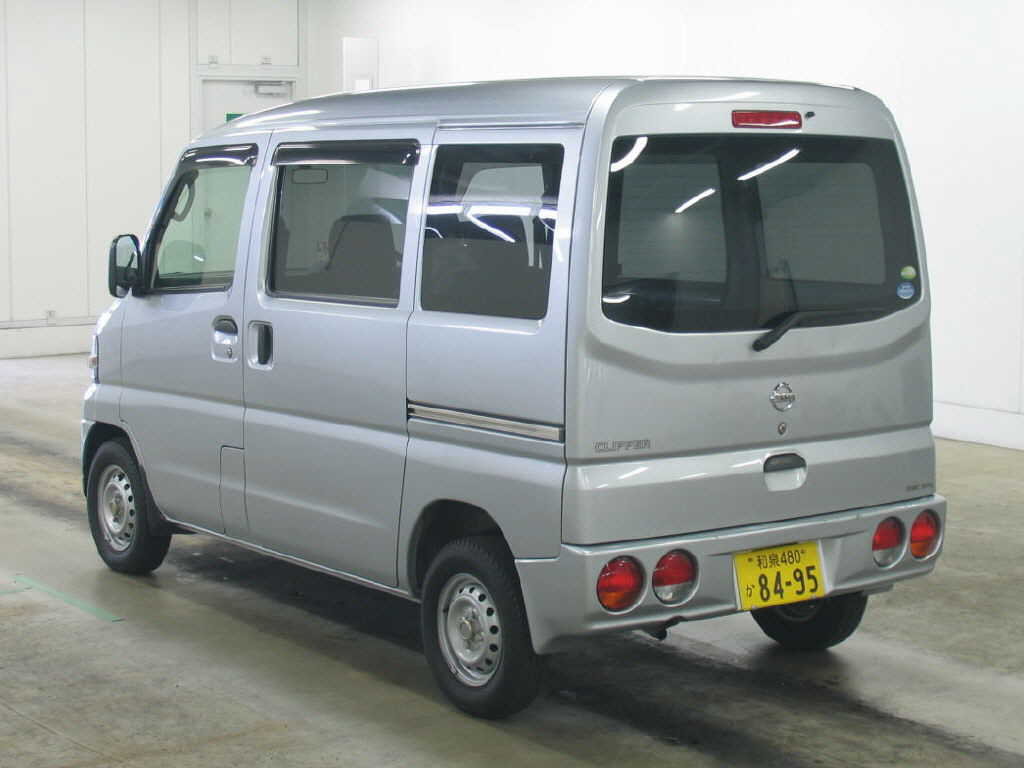 Nissan Clipper: 6 фото