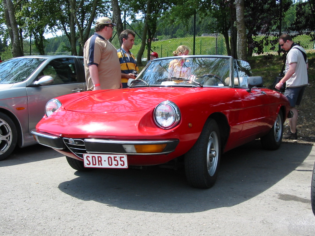 Alfa Romeo Spider: 9 фото