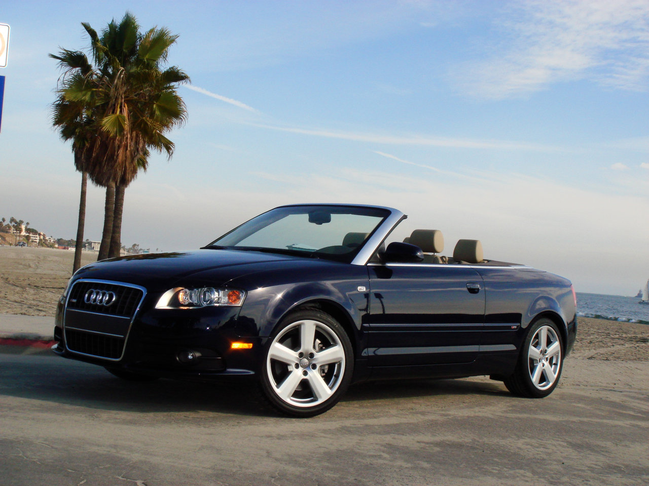 Audi A4 Cabriolet: 2 фото