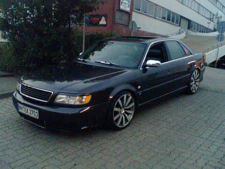 Audi A6 C4: 12 фото