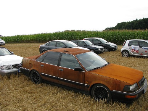 Audi V8: 7 фото