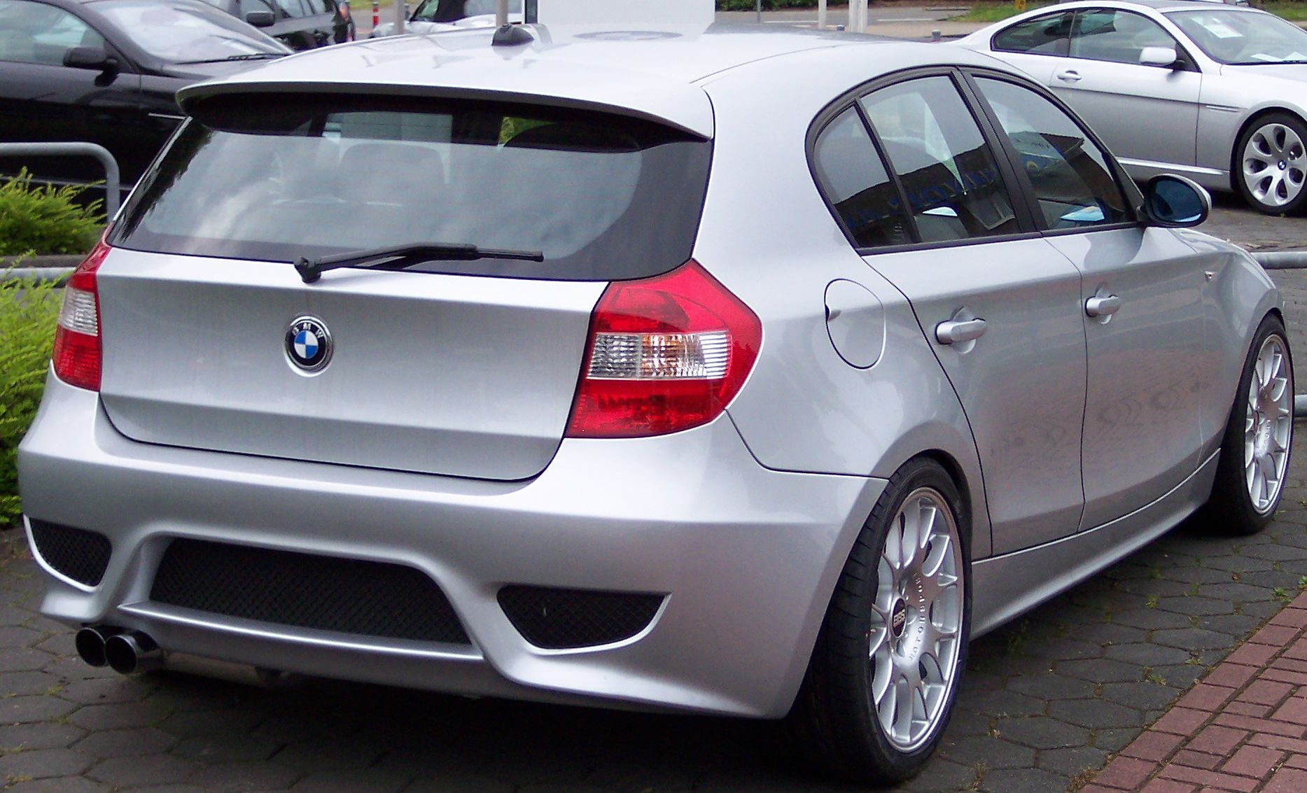 BMW 1-series E87: 12 фото