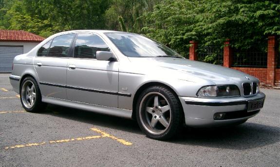 BMW 5-series E39: 12 фото