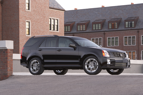 Cadillac SRX I: 11 фото