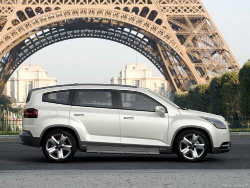 Chevrolet Orlando: 7 фото