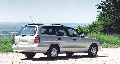 Daewoo Nubira II: 9 фото