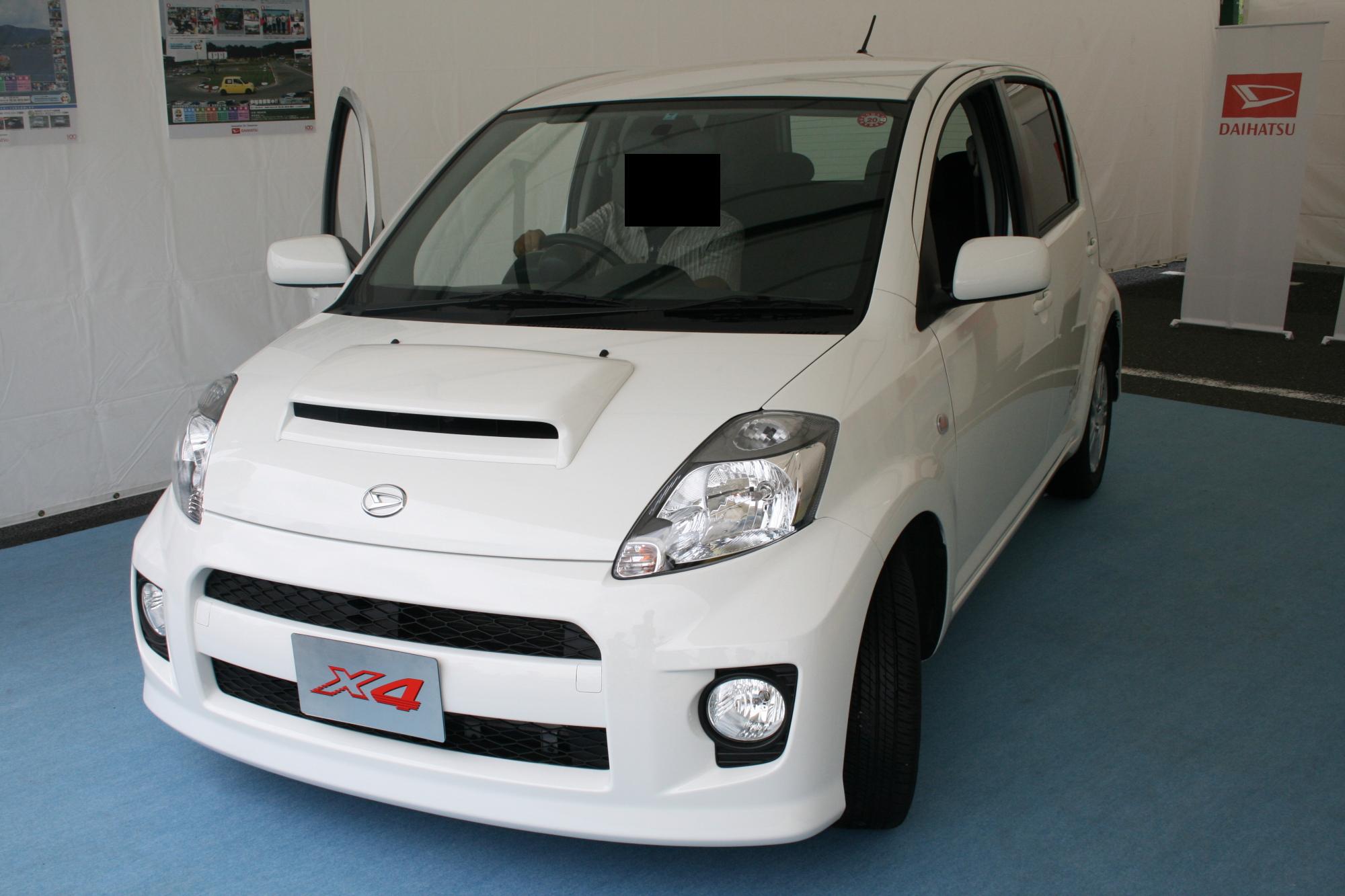 Daihatsu Boon: 7 фото