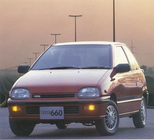 Daihatsu Leeza: 12 фото