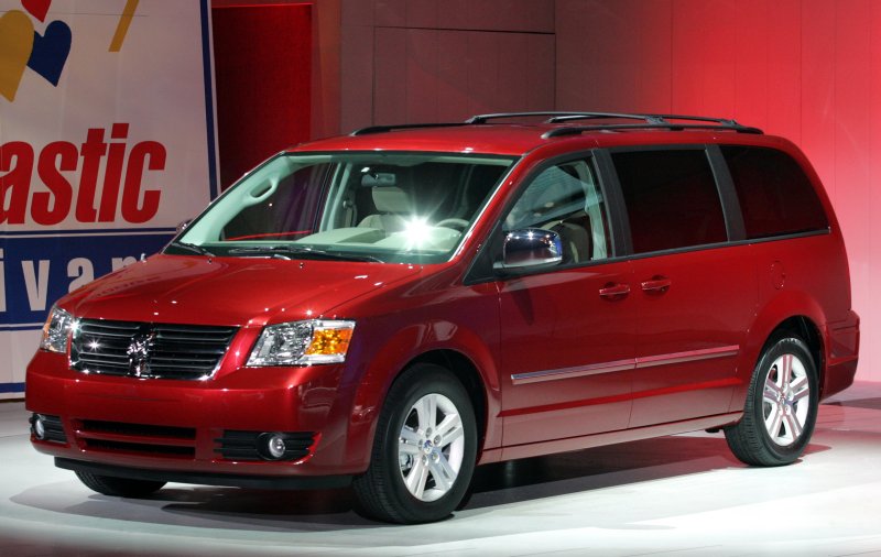 Dodge Caravan I: 4 фото