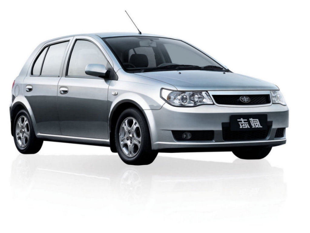 FAW Vita Hatchback: 10 фото