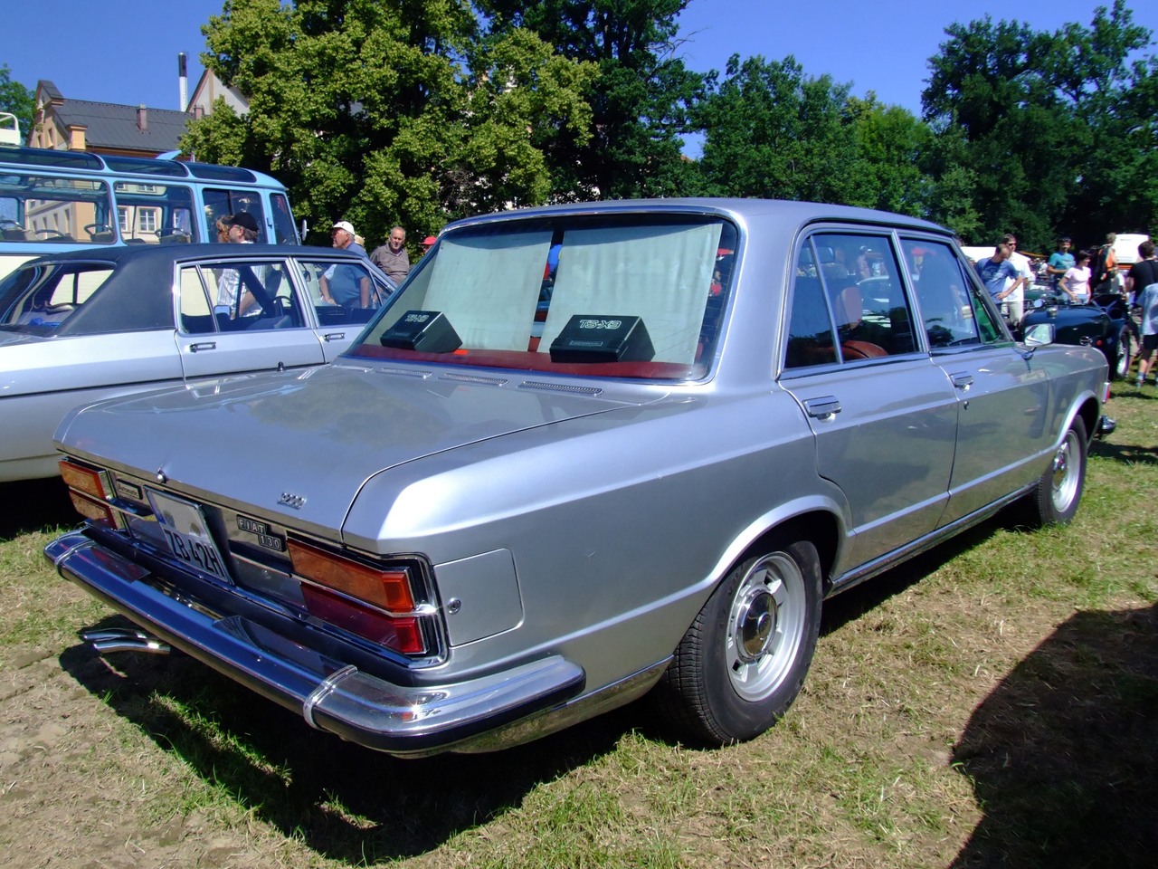 Fiat 130: 5 фото