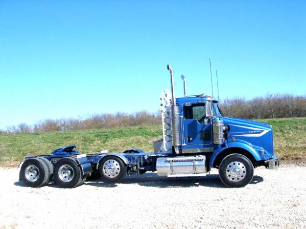 Kenworth T800: 3 фото