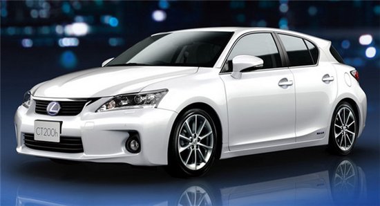 Lexus CT 200h: 6 фото