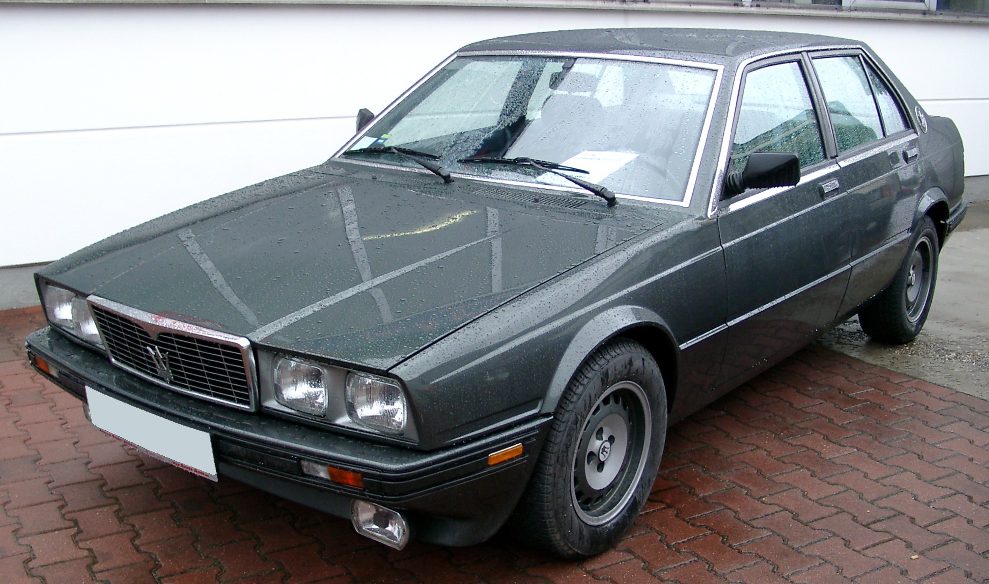 Maserati Biturbo: 4 фото