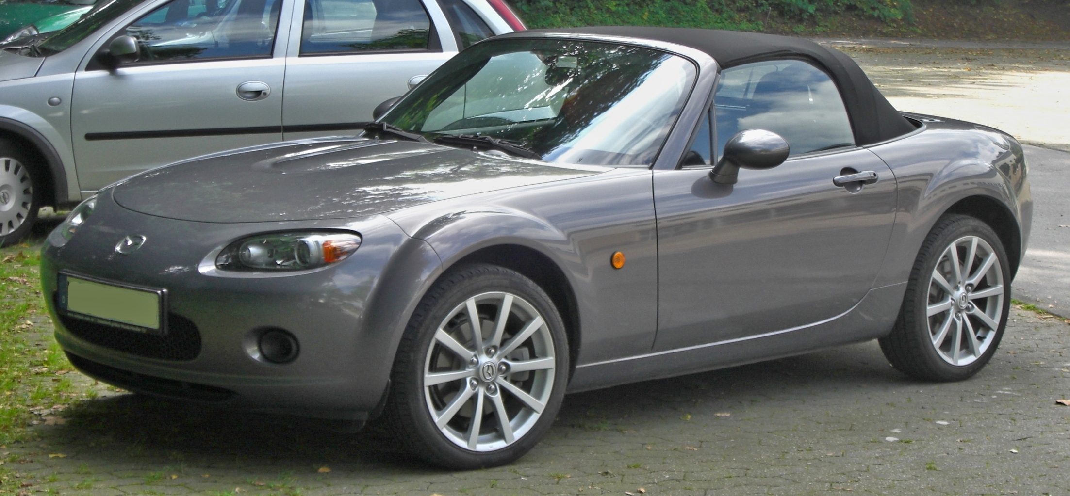 Mazda MX-5: 10 фото