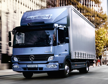 Mercedes Atego: 4 фото