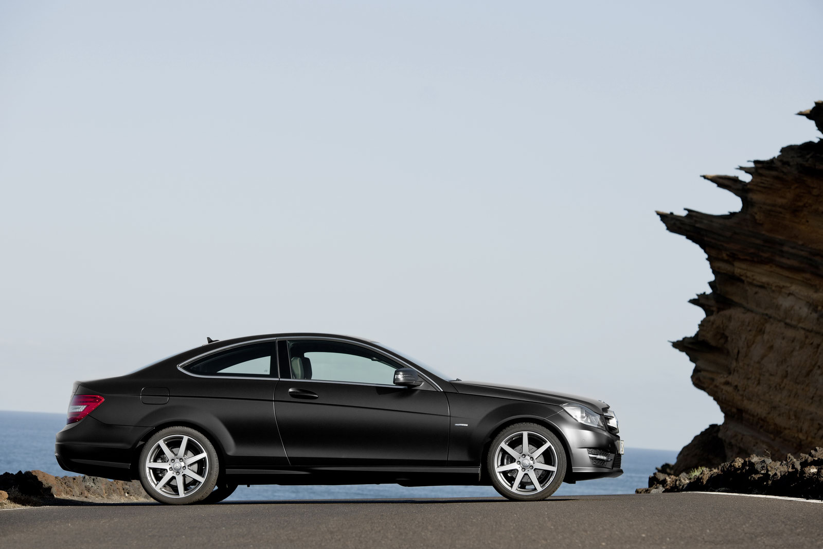 Mercedes C-class Coupe: 12 фото