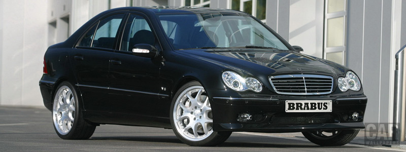 Mercedes C-class W203: 10 фото