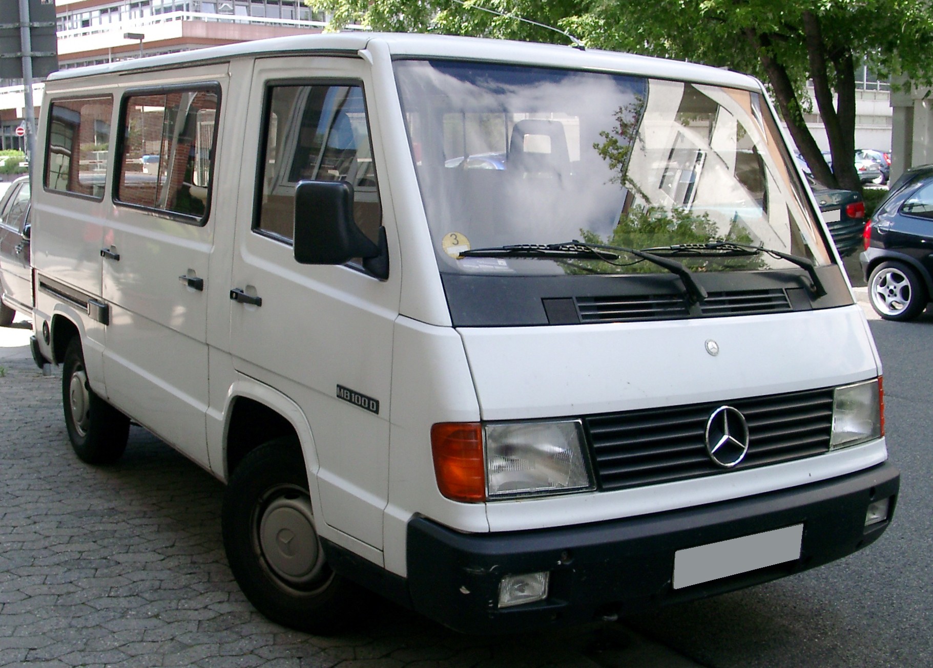 mersedes-benz-mb-04.jpg