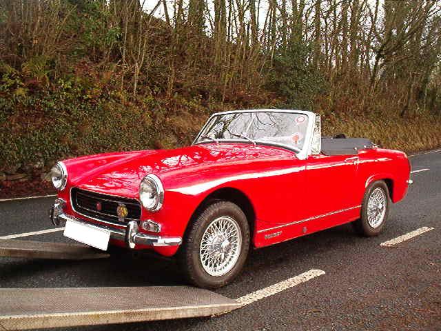 MG Midget: 2 фото