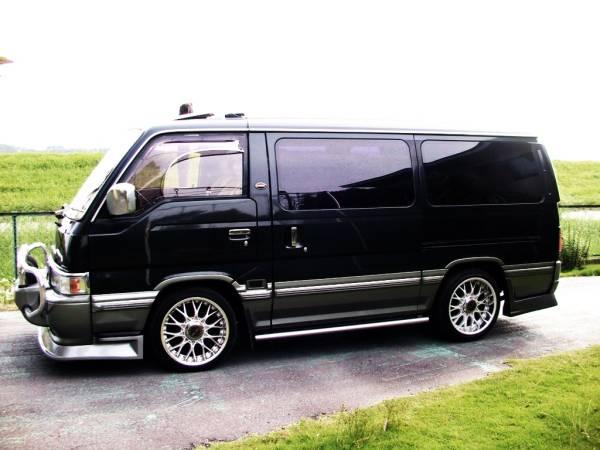 Nissan Caravan