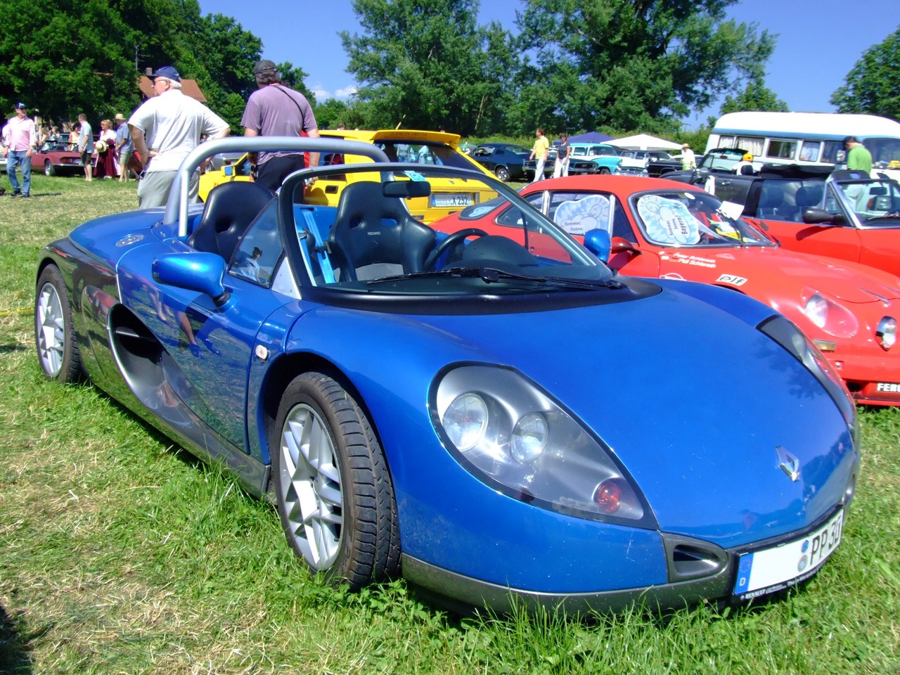 Renault Sport Spider: 4 фото