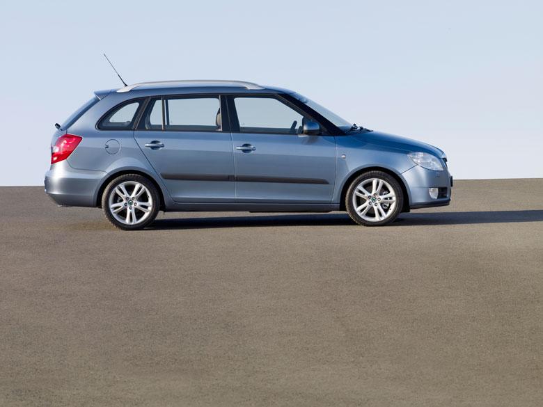 Skoda Fabia Combi: 5 фото