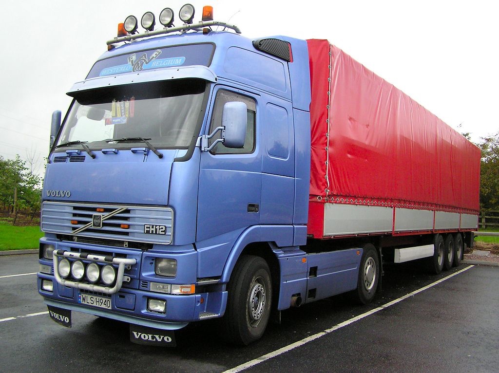 Volvo FH12: 4 фото