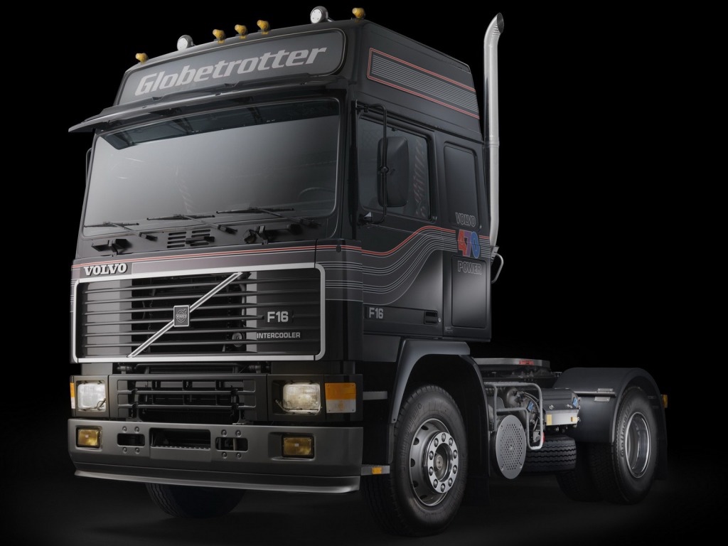 Volvo FH16: 1 фото